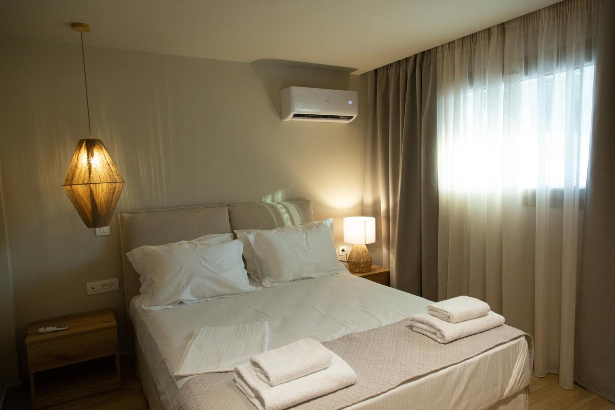 Νεακιτοσ Luxury Apartments Никити Екстериор снимка